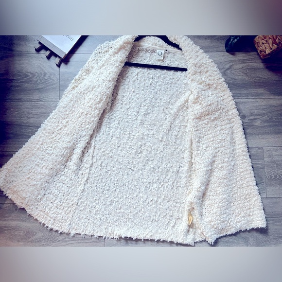 Anthropologie - Akemi + Kin Bernadette Cardigan in off-white. Size M - Picture 8 of 12